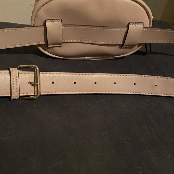 George Walmart - Picture 4 of 4